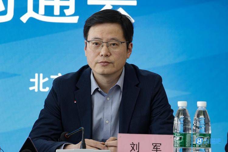 当此类剧集日益向娱乐化倾斜时，一批从小切口叙事的历史剧开始涌现。