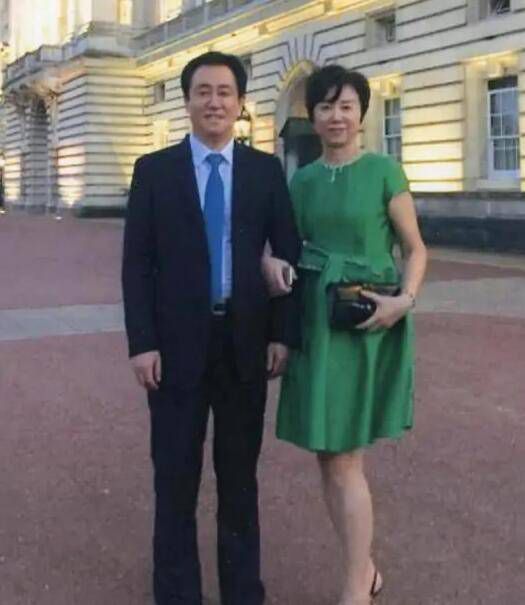 本次活动由电影频道主持人蓝羽主持。