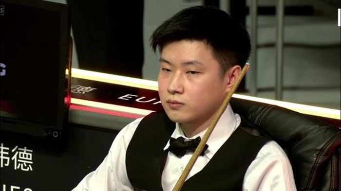 香港小姐十强佳丽诞生 大露蛮腰走台步泪奔现场 2016-08-15 香港，早前TVB让观众通过手机投票选出《2016香港小姐竞选》十强佳丽晋身9月11日举行的决赛。