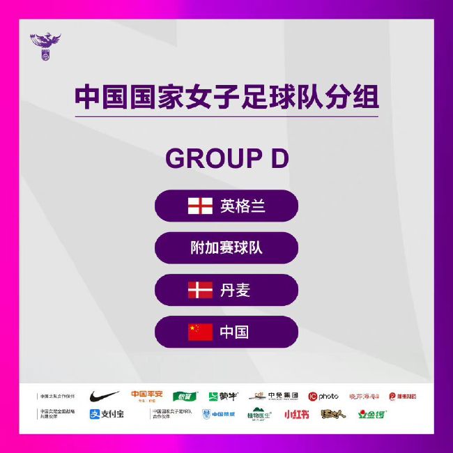 2022-08-29 日前，由尔冬升执导的民族情感力作《海的尽头是草原》发布“草原看海”版角色海报，大草原壮美的生命力、浪漫的感染力呼之欲出。