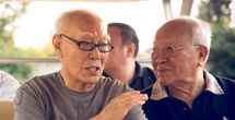 格伦·克洛斯、莎拉·保罗森、泰亚娜·泰勒、金·卡戴珊、妮.搜索-电影网 消息 首页 新闻 视频 大片 影库 CCTV6 VIP影院 全部 电影 电视剧 影人 视频 图片 新闻 更新时间 所有 1小时内 今日内 1周内 1个月内 从资讯频道搜索 结果 153696 条 布鲁斯南现身《幸存者》片场 “007”风采依旧 2014-01-26 当地时间1月25日，英国伦敦，“生化危机”系列女主角米拉·乔沃维奇、“007”皮尔斯·布鲁斯南现身电影《幸存者》片场，米拉面带血迹飞速狂奔，而身穿大衣、西装的皮尔斯·布鲁斯南则一路小跑，似是在追捕逃 布鲁斯南新片演风流男 杰西卡·阿尔芭为其怀孕 2013-10-31 当地时间10月29日，洛杉矶，杰西卡·阿尔芭和布尔斯·布鲁斯南出现在新片《英式情爱守则》的片场。
